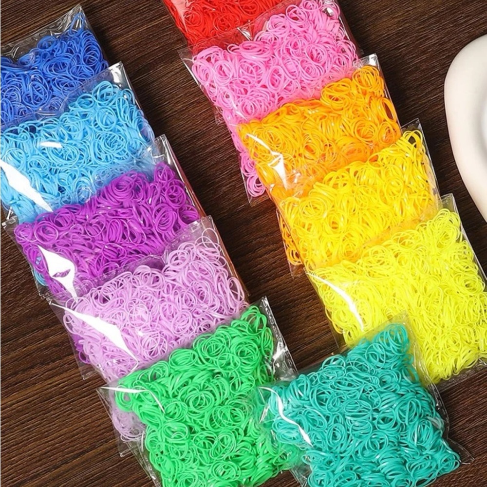 New NWT 1000 rubber piece hair ties ponytail holders all orange in this order!